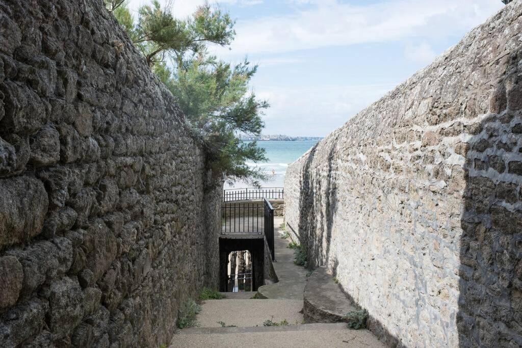 Appartement 4 Etoiles Vue Mer Et Bord De Plage Chez Odette Saint-Malo Eksteriør bilde